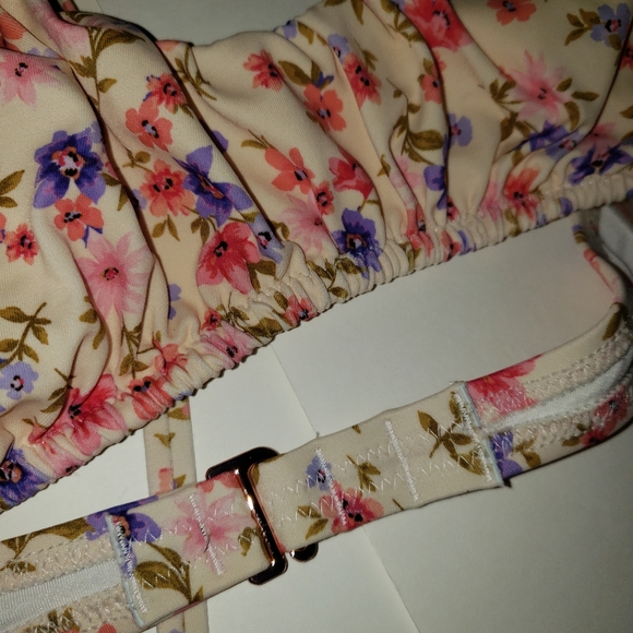 Shade & Shore Swimsuit Tan w/Flowers - Picture 7 of 12